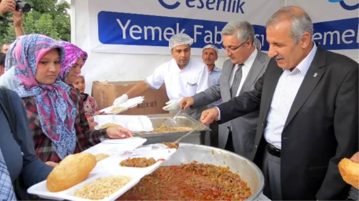 Milletvekili Şahin\'den İftar Çadırına Ziyaret