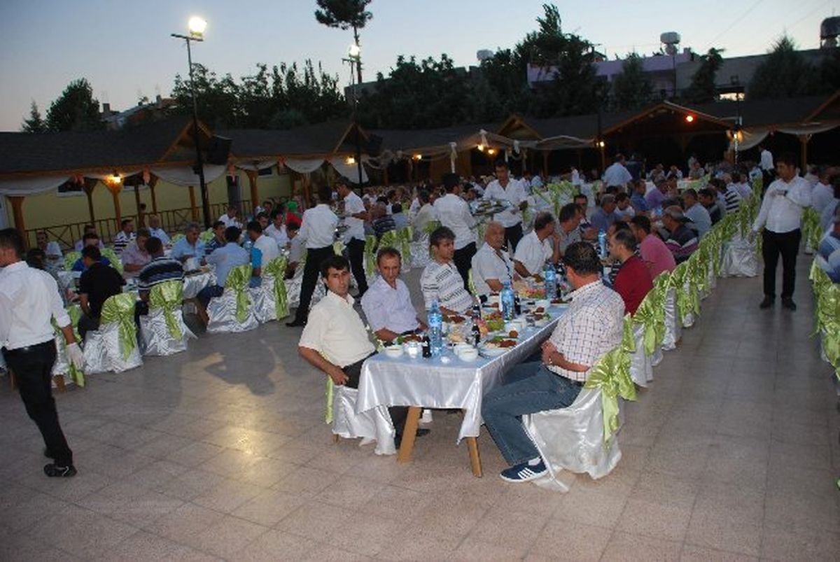 Toç Bir-Sen Üyeleri, İftar Yemeğinde Buluştu