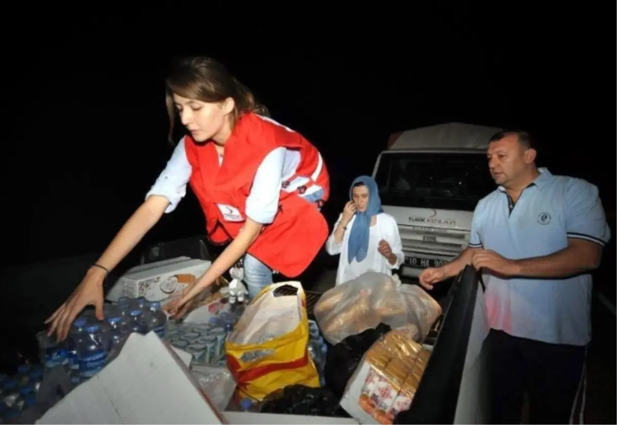 Türk Kızılay\'ı Yangın Bölgesinde