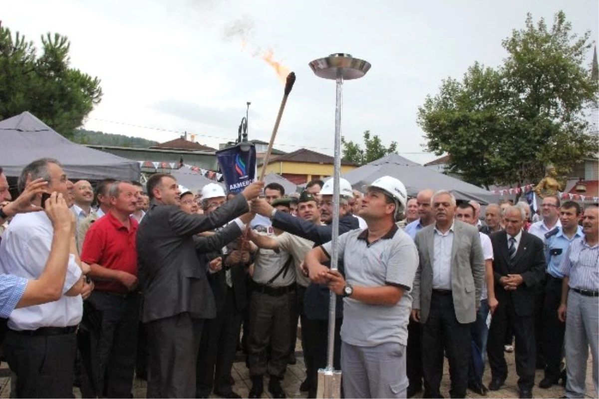 Çaycuma\'da Doğalgaz Meşalesi Yakıldı