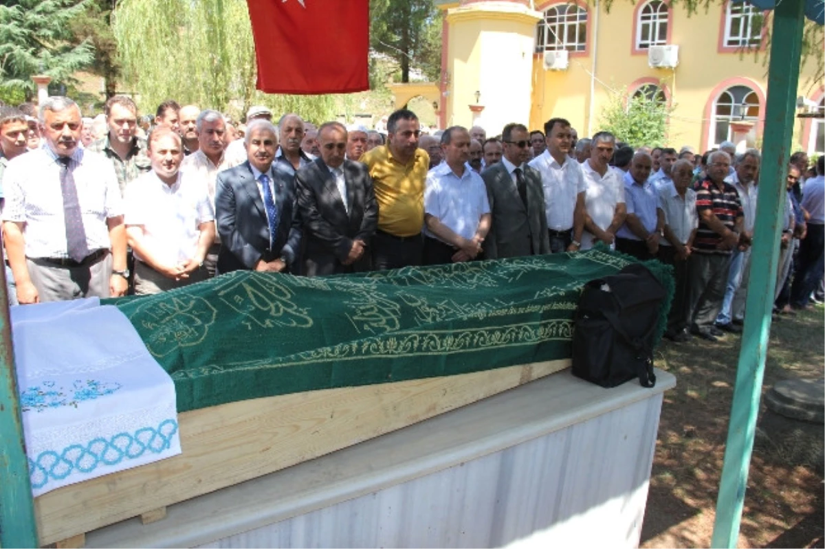 Giresun Gönüllüsü Işık Son Yolculuğuna Uğurlandı