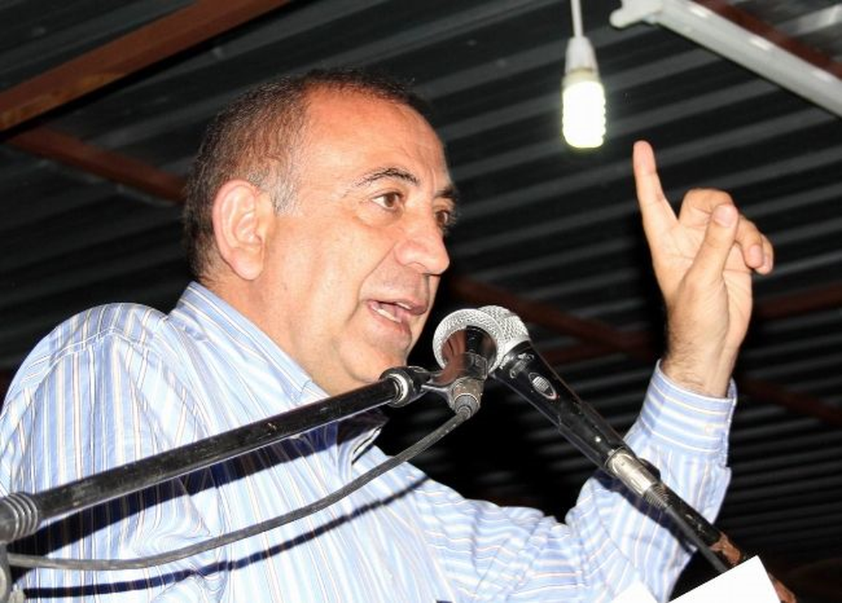 Gürsel Tekin\'den "Bjk Kombinesi" Tepkisi