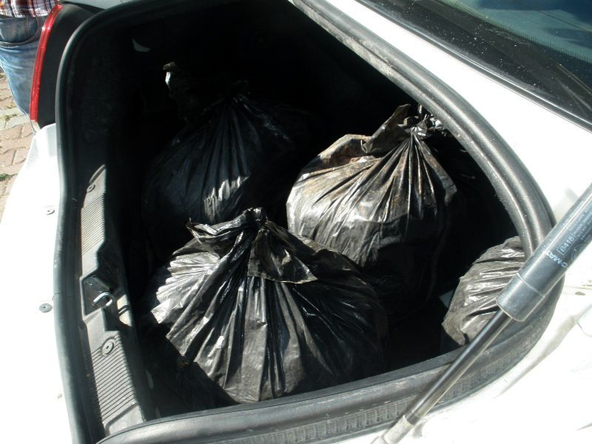 Kayseri\'de Otomobilde 15 Kilo Esrar Ele Geçirildi