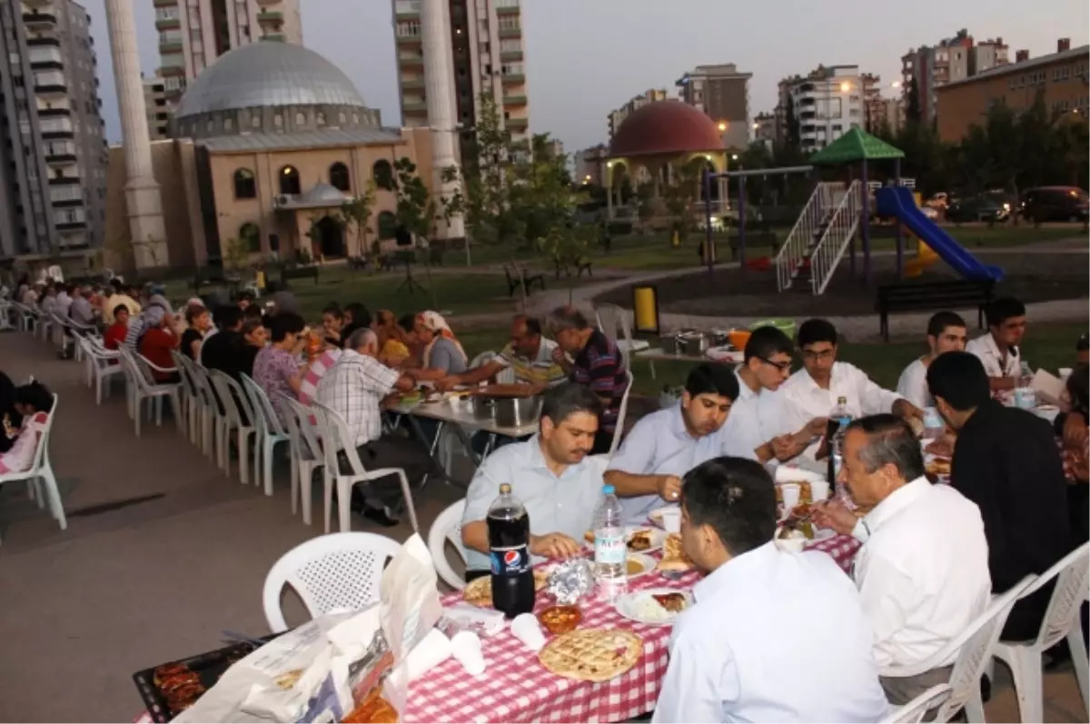 Örnek Camii, Örnek Cemaat