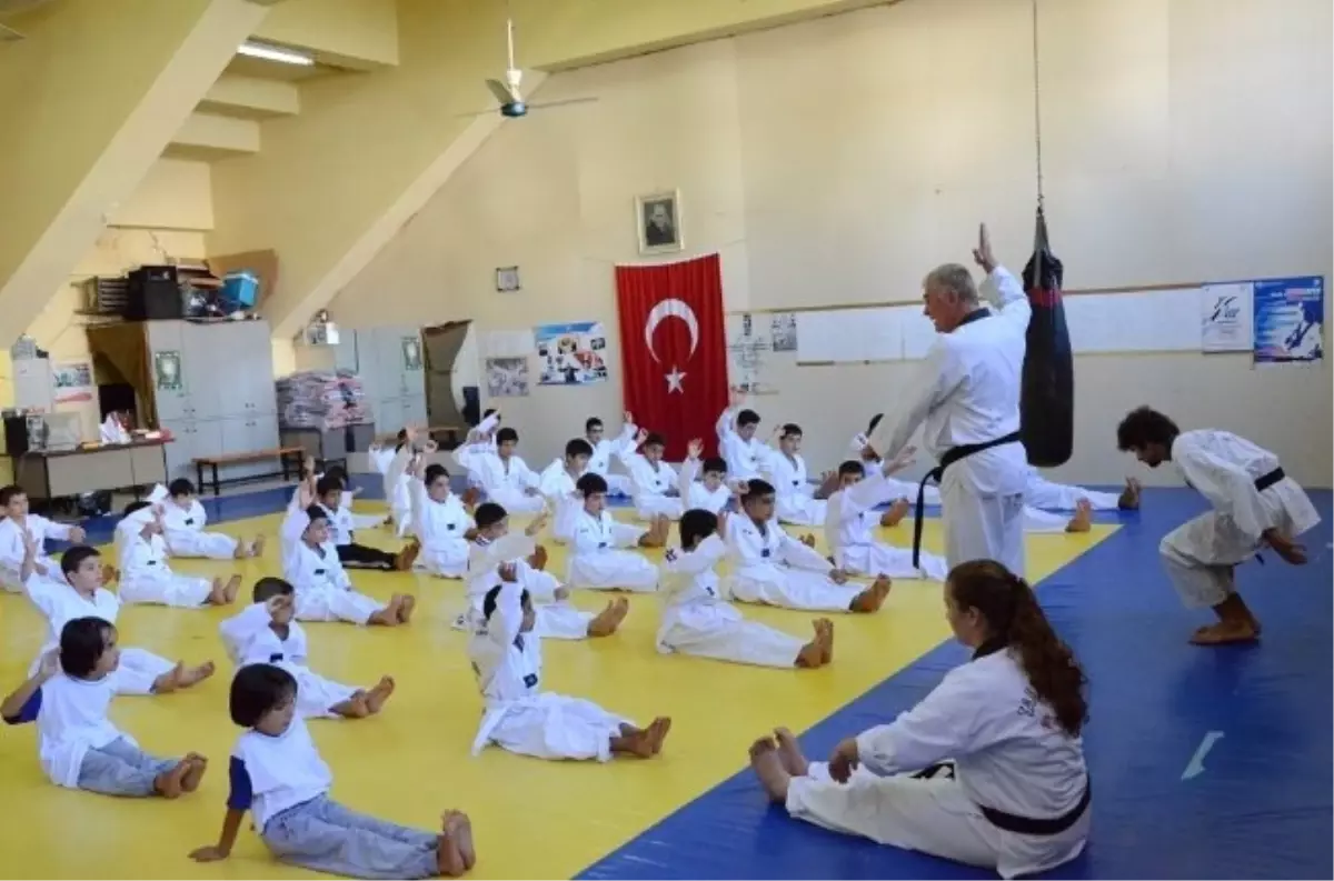 Tekvando Kursuna Yoğun İlgi