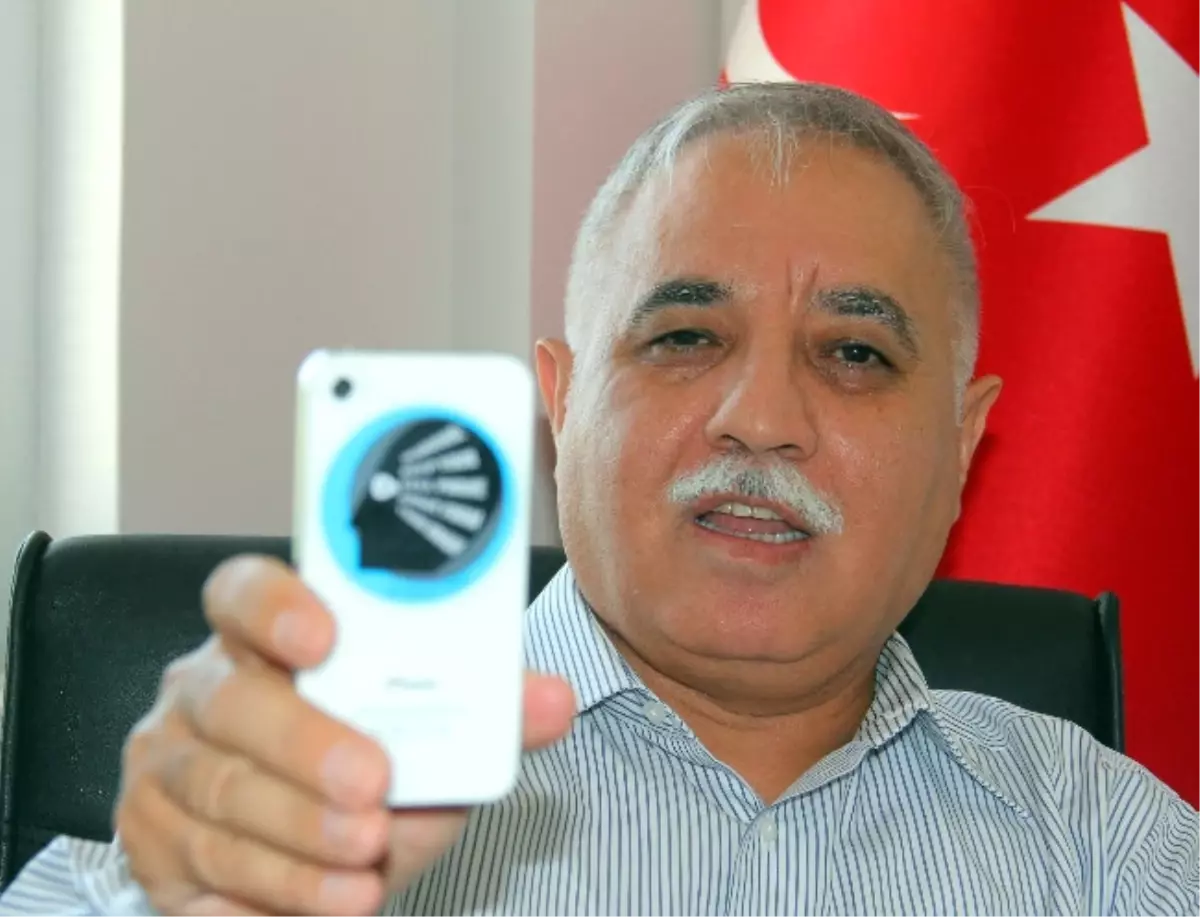 'Telefonlara 'Sağlığa Zararlıdır' İbaresi Yazılmalı'