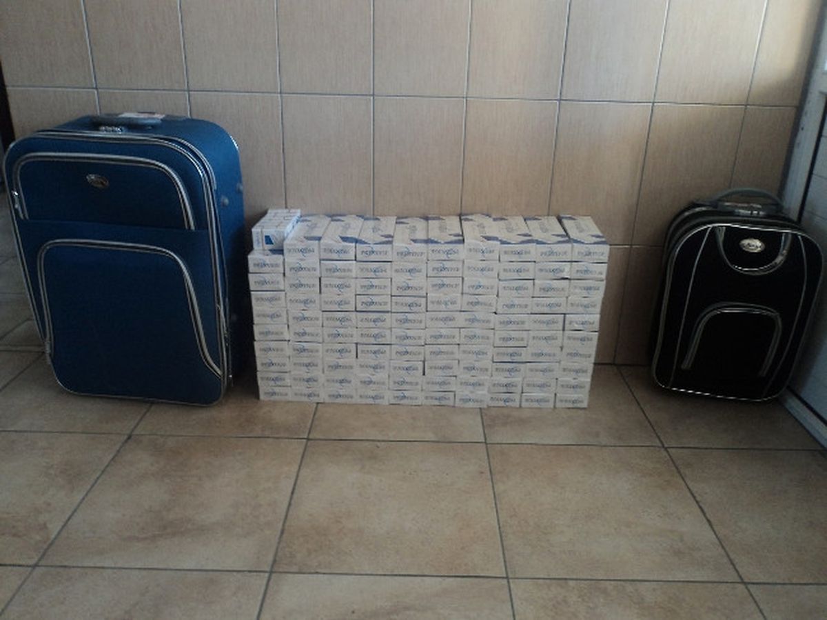 Valizde Sigara Ticaretine Jandarma Engeli