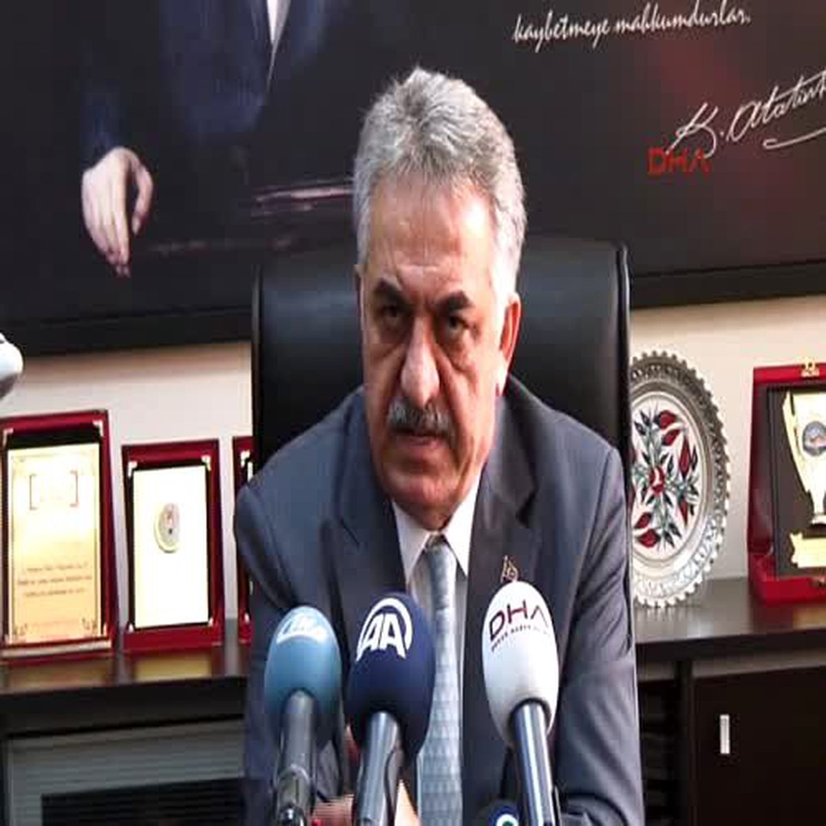 Bakan Yazıcı Rteü\'deki İlanla İlgili Konuştu Abartmaya Büyütmeye Gerek Yok