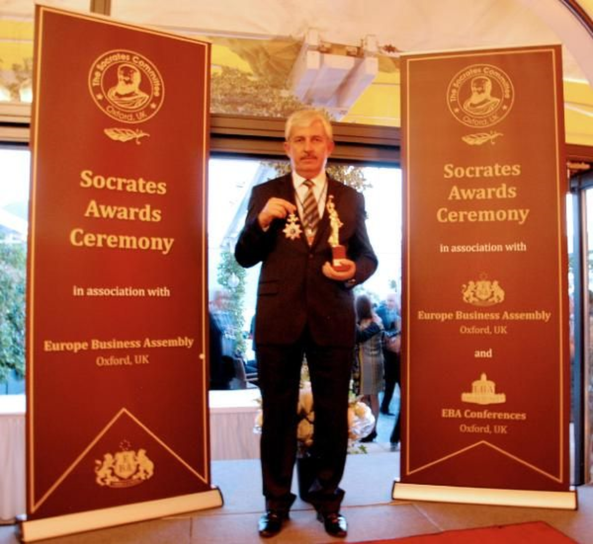 Başkan Çetinkaya\'ya "Sokrates Ödülü" Kutlaması