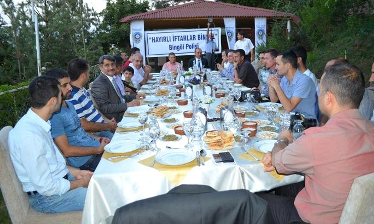 Bingöl Emniyet Müdürü Basın Mensuplarıyla İftarda Buluştu