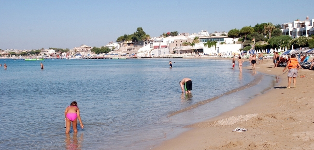 Didim\'de Kirlilik Görüntüsüne Yosun Neden Olmuş