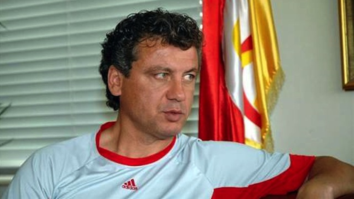 Galatasaray\'dan Erdal Keser\'e Görev