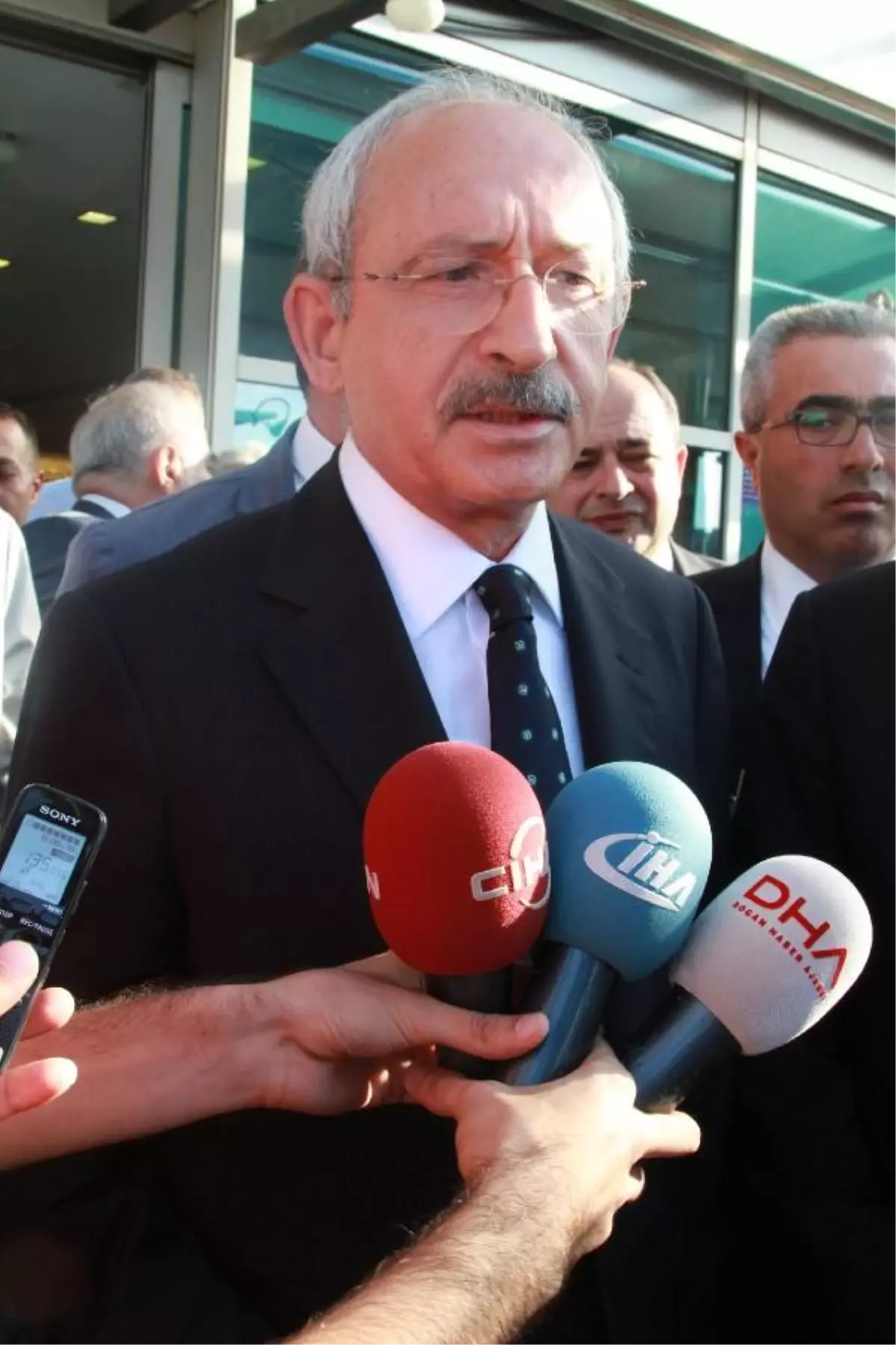 Kılıçdaroğlu: "Vali Ne Zamandan Beri Yargıçlık Görevini Üstlenmeye Başladı?"