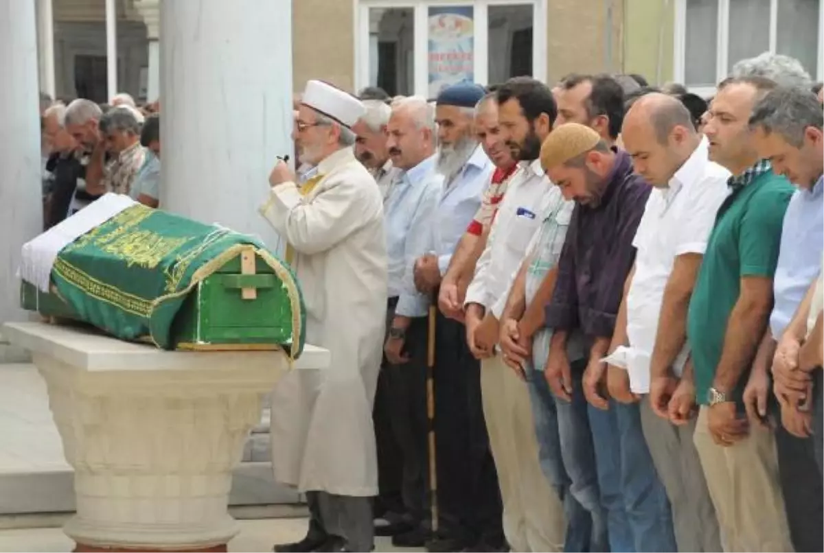 Okul Harçlığı İçin Çalışan Üniversite Öğrencisi İnşaattan Düşerek Öldü (2)