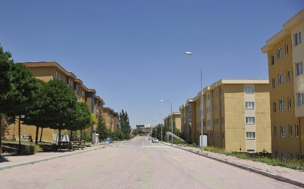 Selçuk Üniversitesi\'ne Yeni Yurt