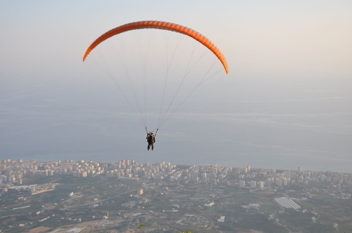 Alanya\'ya Yamaç Paraşütü Pisti