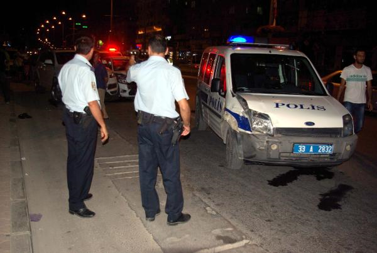 Bakan Konvoyunda Kaza: 3 Yaralı