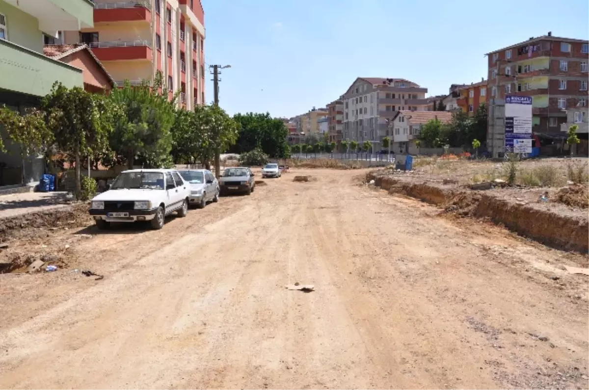 Çayırova Mehmet Akif Ersoy Caddesi Yenileniyor