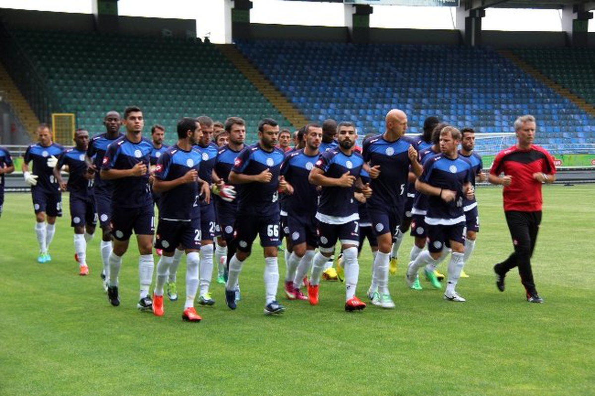 Çaykur Rizespor\'da Yeni Sezon Hazırlıkları Sürüyor