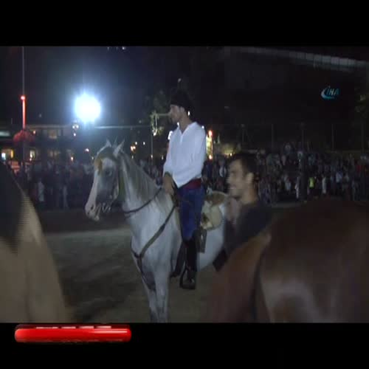 Cemal Hünal At Üzerinde Şov Yaptı
