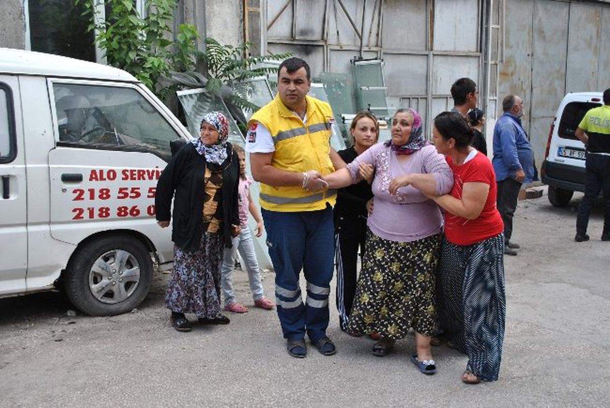 Evlerinde Yangın Çıkan Çift Sinir Krizi Geçirdi