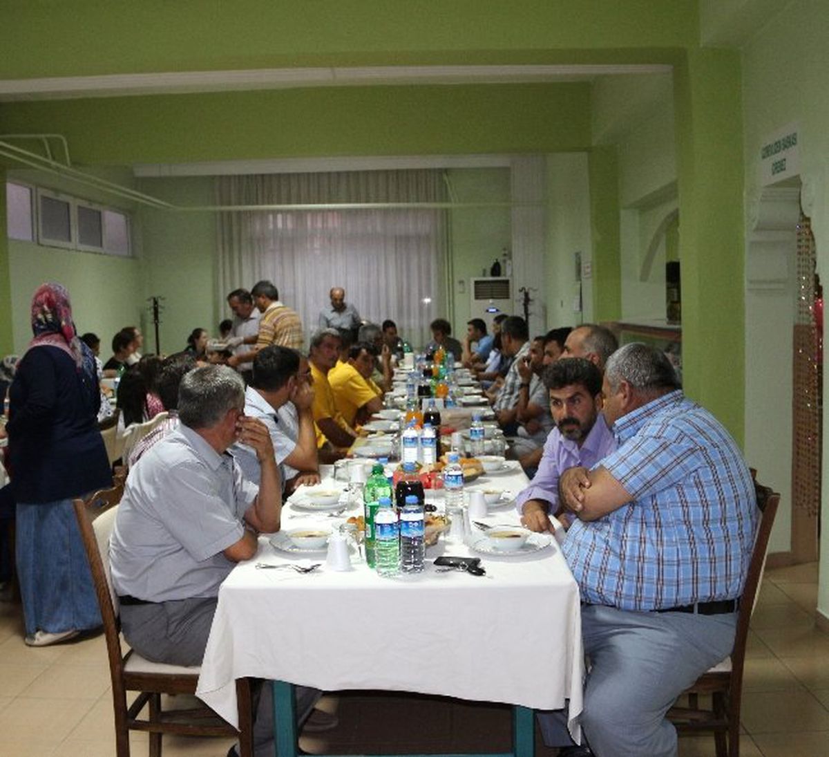 Mut Orman İşletmesinden Personeline İftar Yemeği