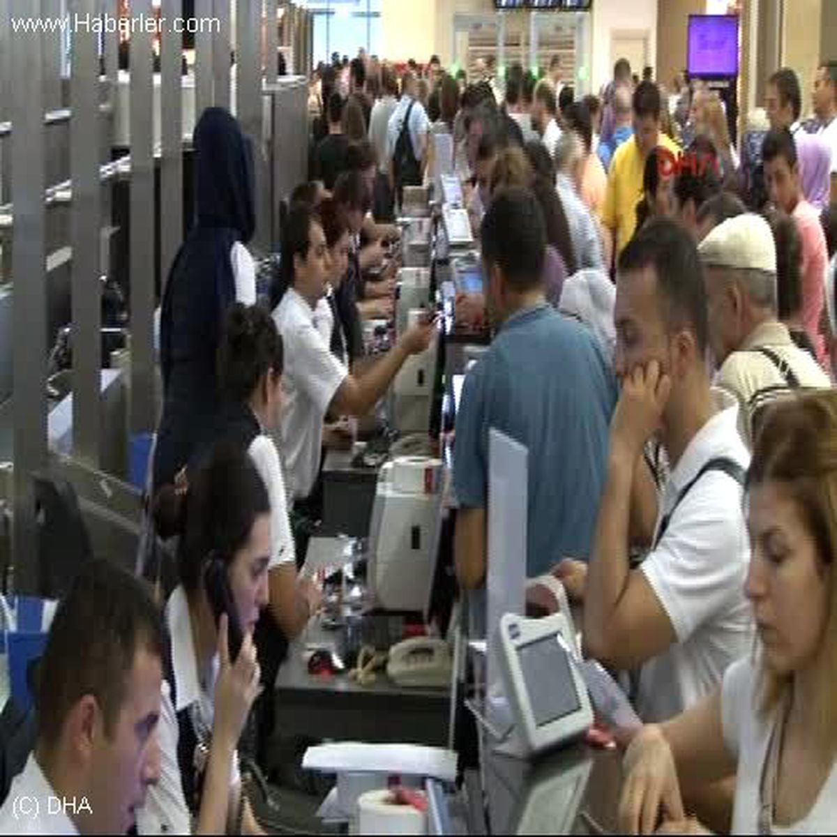 * Ramazan Bayramının Başlangıcı Sayılan Arife Gününün Çarşamba Gününe Denk Gelmesi Nedeniyle...