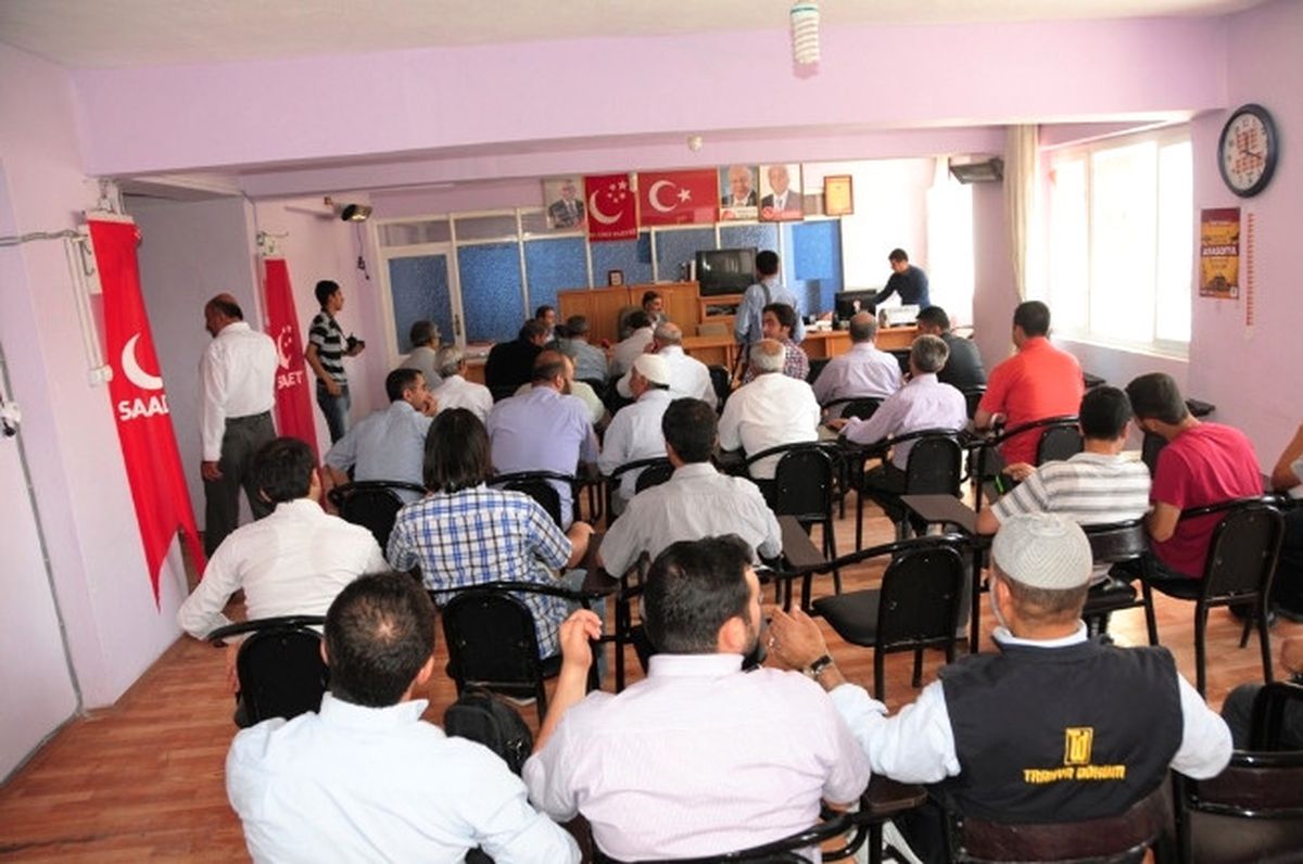 Saadet Partisi\'nde Görev Değişikliği