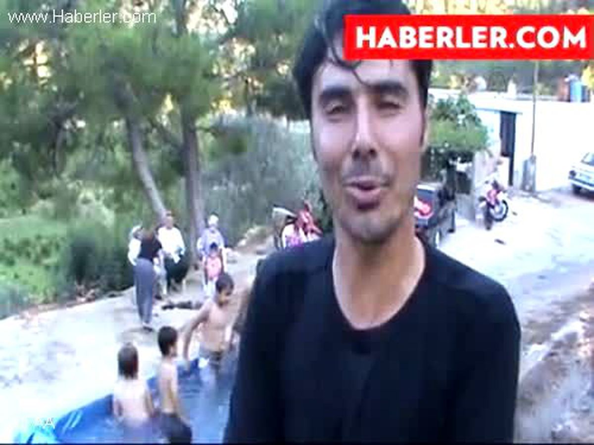 Traktörden Seyyar Havuz Yaptı