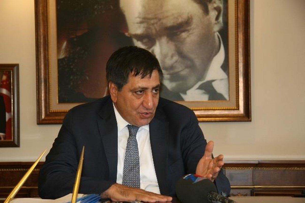Vali Küçük\'ten Umke Personeline Başarı Belgesi