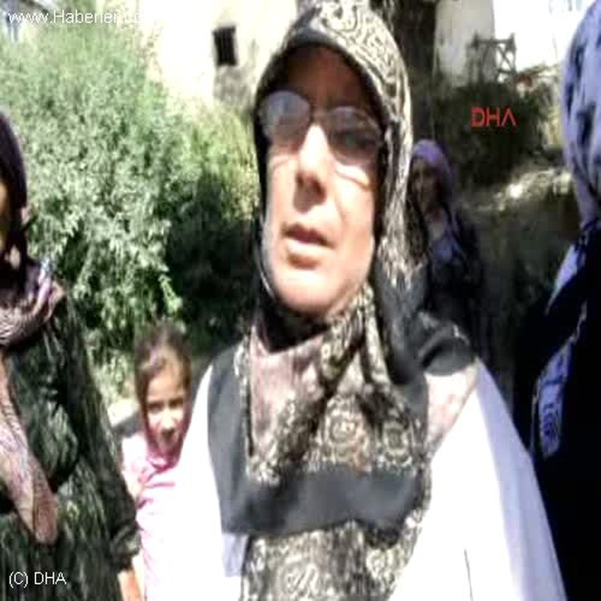 Yüksekova\'da Kadınların Yol Eylemi