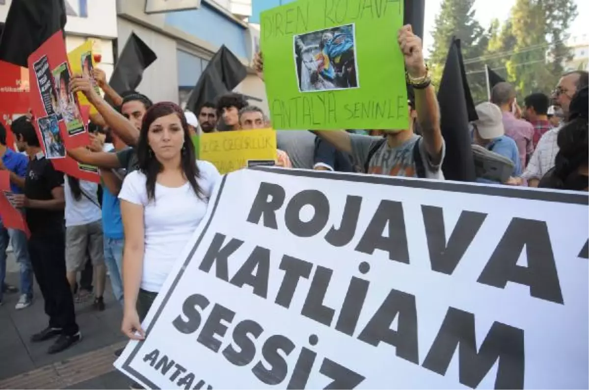 Antalya\'da Rojava Bölgesindeki Olaylar Protesto Edildi