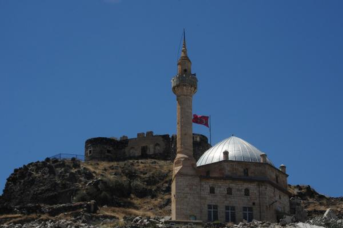 Camide Hırsızlık Yaparken Suçüstü Yakalandı