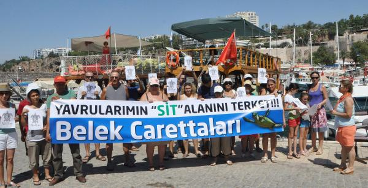 Antalya\'da Caretta Carettalar İçin Eylem Yaptılar