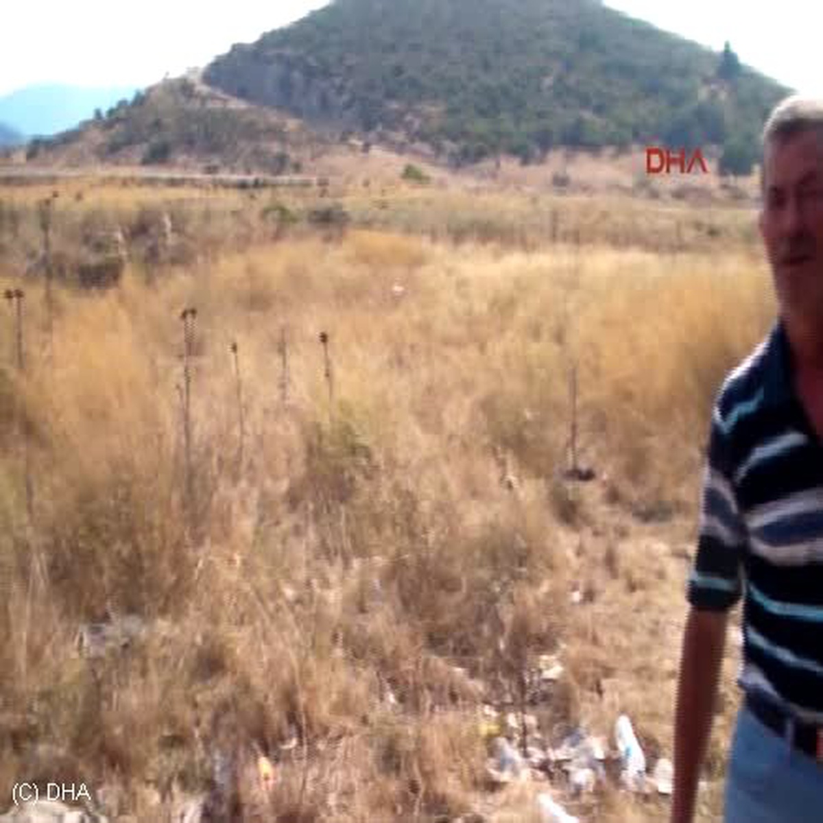 İzmir Kamyonlardan Dökülen Atıklar 17 Keçiyi Telef Etti