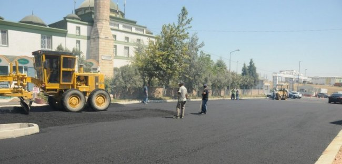 Küçük Sanayi Sitesinde Asfaltlama Çalışmaları Başladı