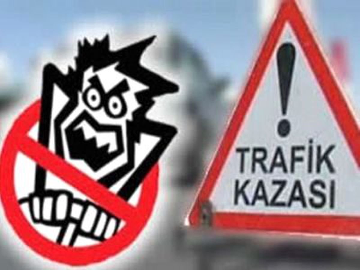Mersin\'de Trafik Kazası: 2 Ölü, 1 Yaralı