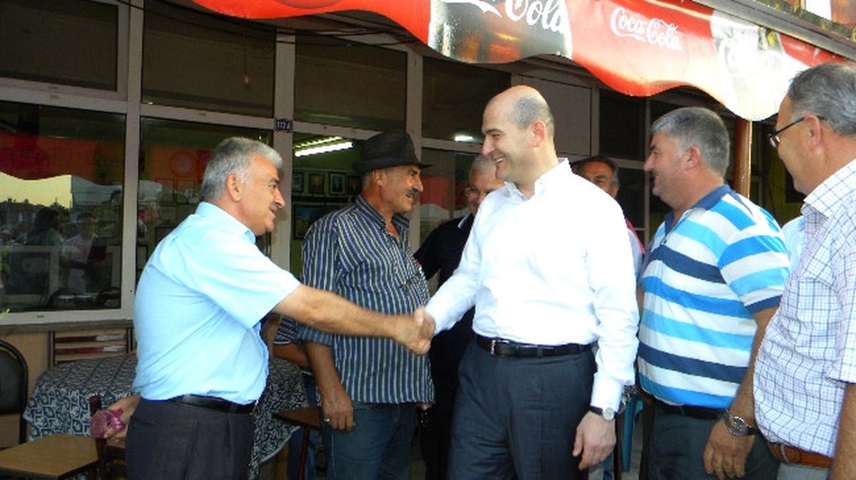 Soylu, İftar Programı Öncesi Esnafı Ziyaret Etti