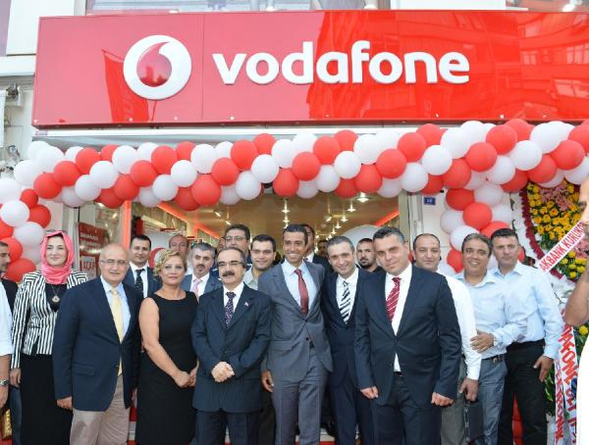 Vodafone, İlk Müşteri Deneyim Salonu\'nu Açtı