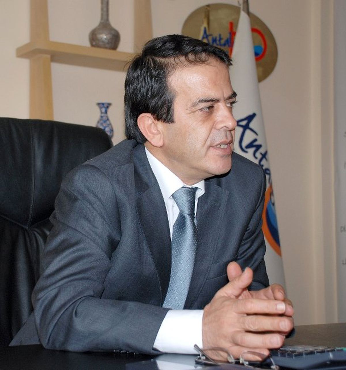 Antalya Durgunluk İçerisinde Enflasyon Yaşıyor