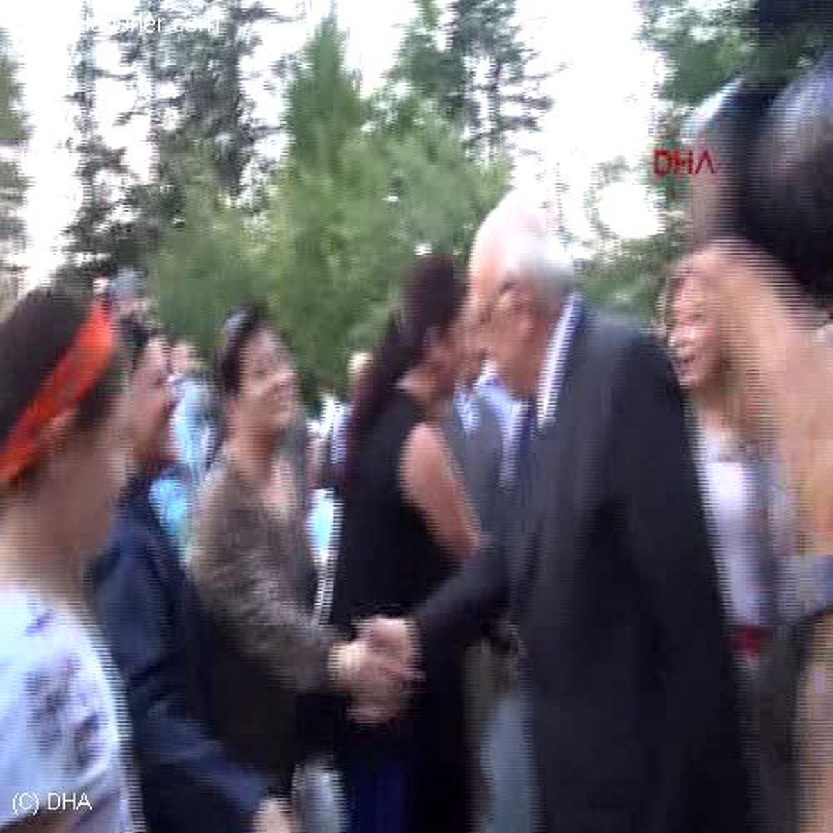 Bakan Avcı\'nın Katıldığı İftar Yemeği\'nde Gezi Eleştirisi