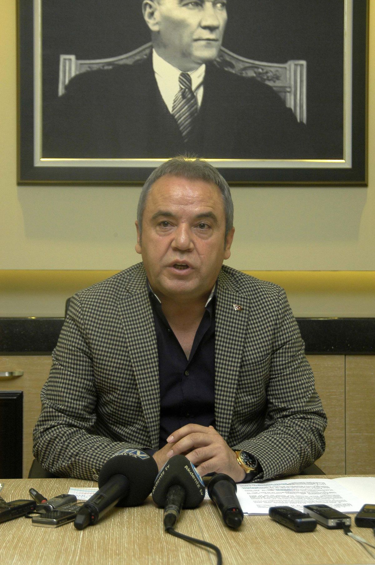 Başkan Böcek\'ten Siyasilere Şenlik Daveti