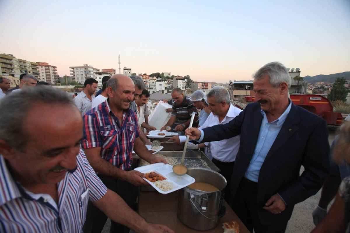 Başkan Kürüm İftarlarda Gönül Aldı