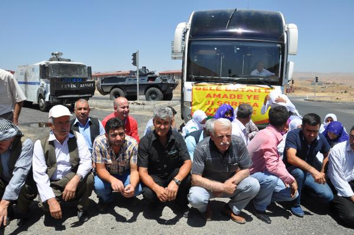 BDP\'lilerin Cizre\'den Ceylanpınar\'a Gitmesine İzin Verilmedi