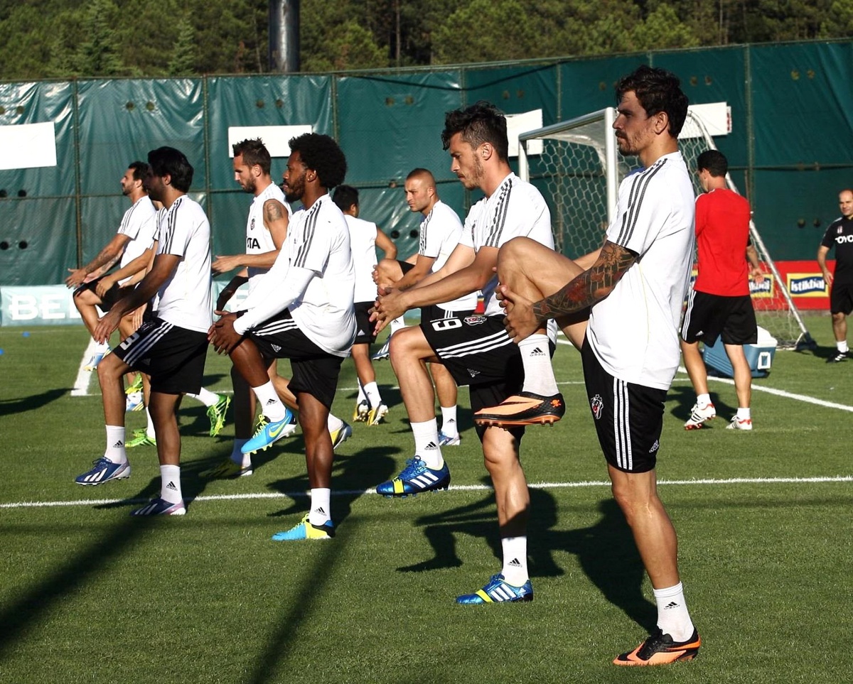 Beşiktaş, Yeni Sezon Hazırlıklarını Sürdürüyor
