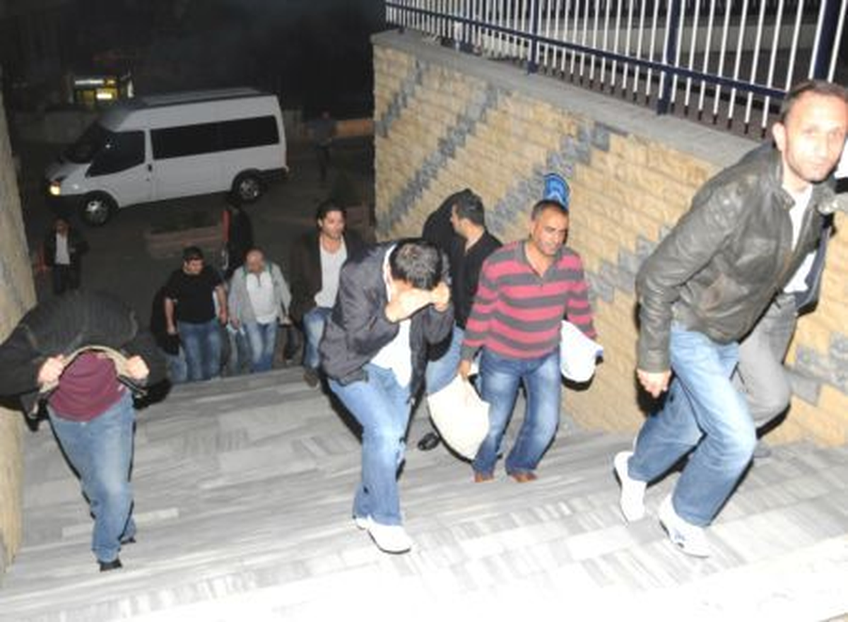 Bursa\'da Kumar Operasyonu: 29 Gözaltı