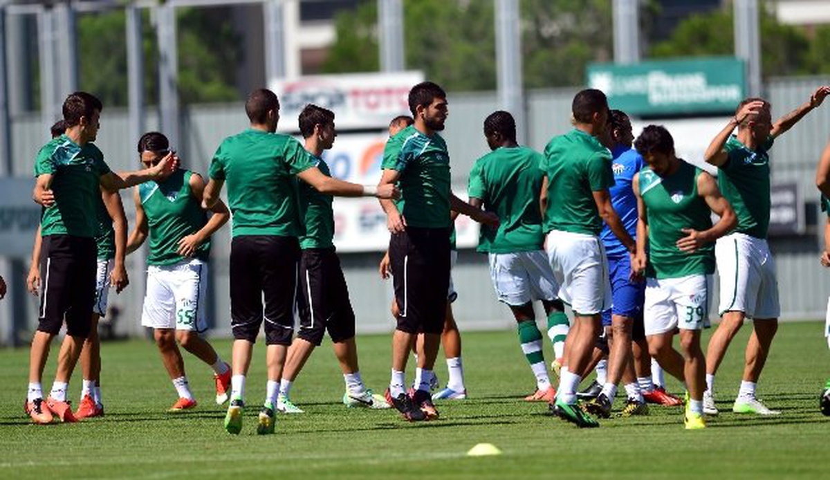 Bursaspor\'da Vojvodina Maçı Hazırlıkları
