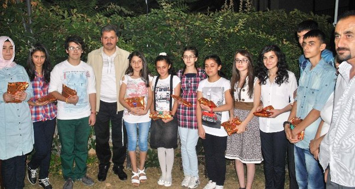 Çakır\'dan İftar Yemekli ve Hediyeli Teşekkür