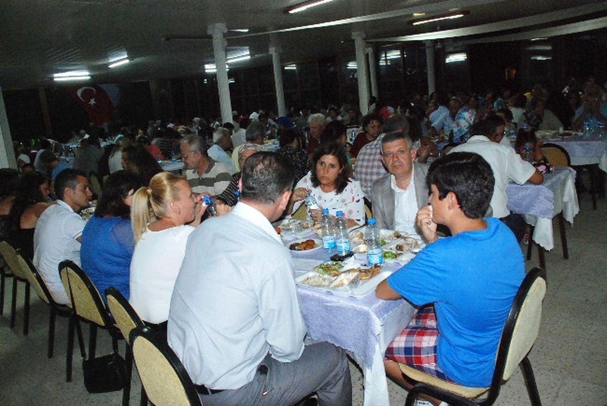 Didimli Ülkücüler İftarda Biraraya Geldi