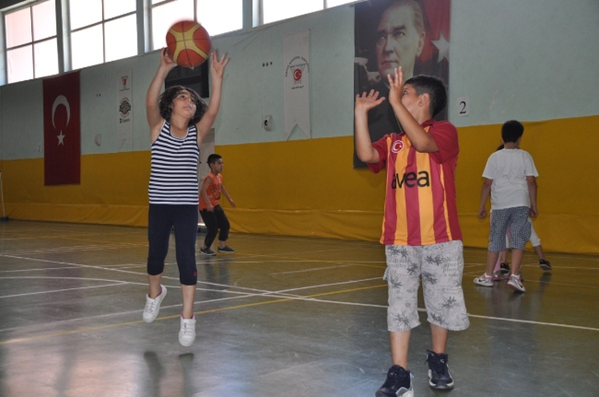 Geleceğin Basketbolcuları, 12 Dabo\'da Yetişiyor